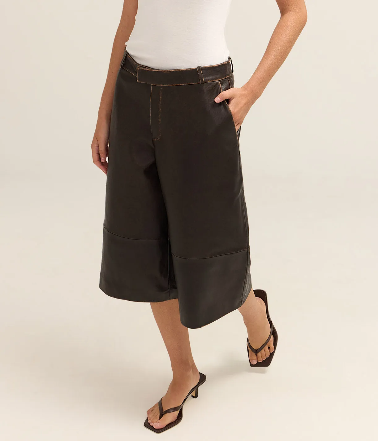 Jina Lamb Vintage Shorts in Brown