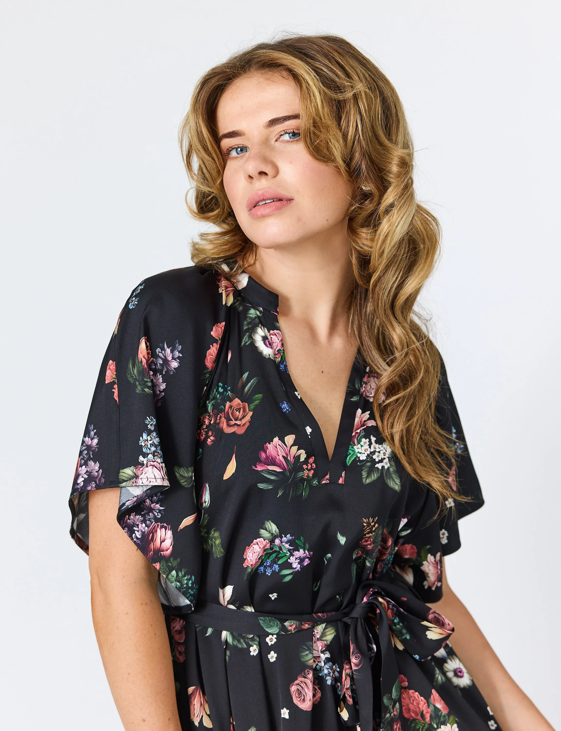 Sarah Maxi Dress in Black