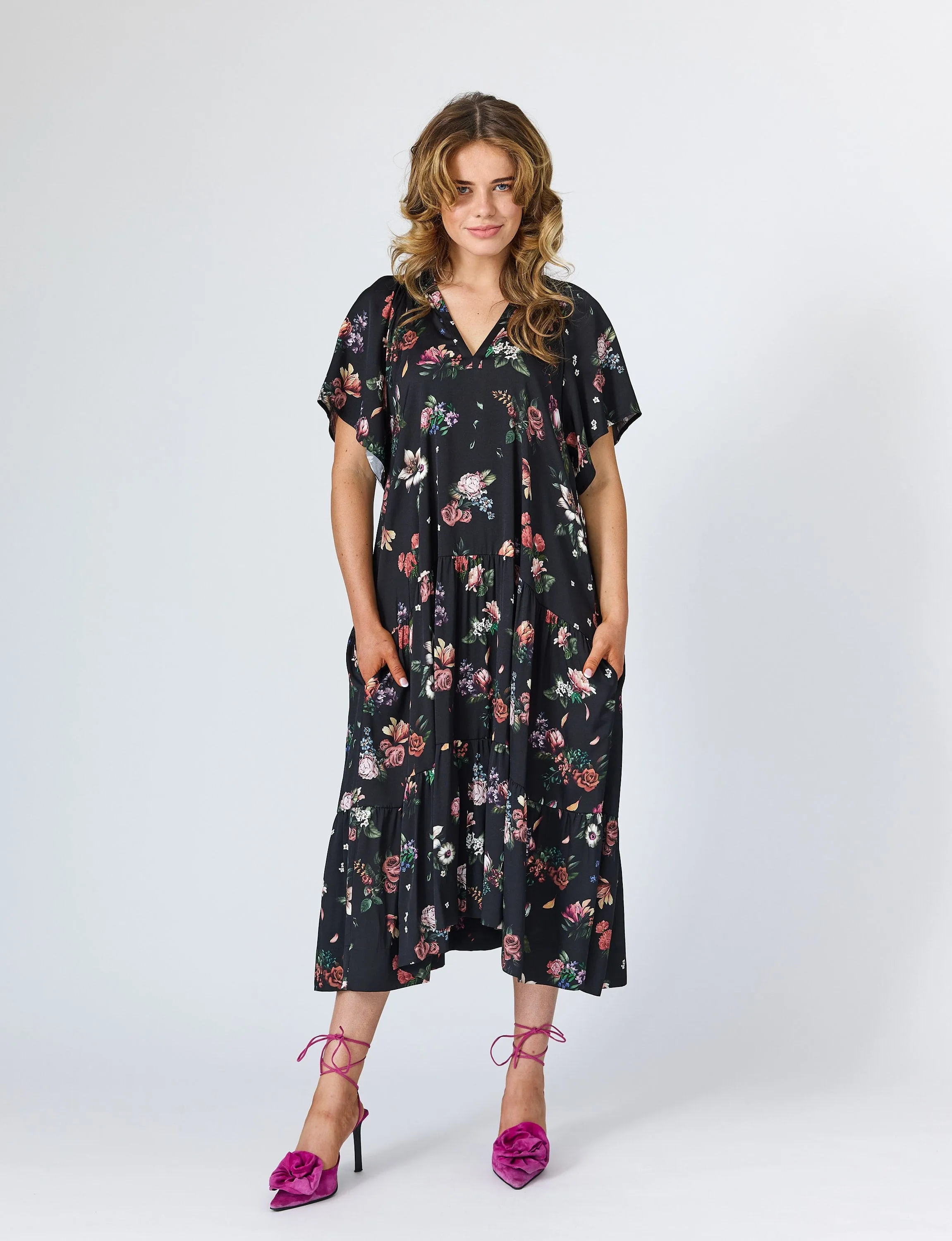 Sarah Maxi Dress in Black