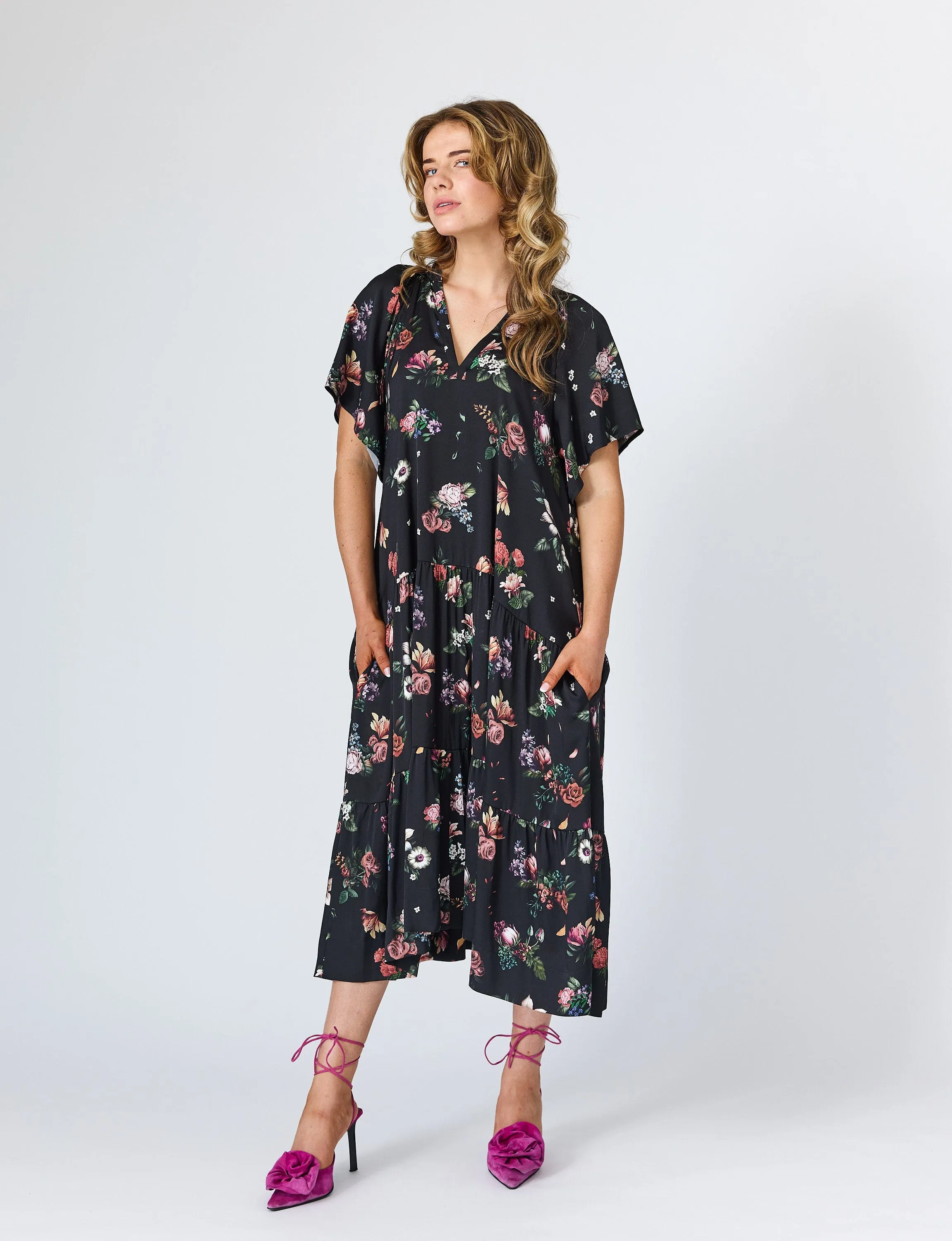 Sarah Maxi Dress in Black