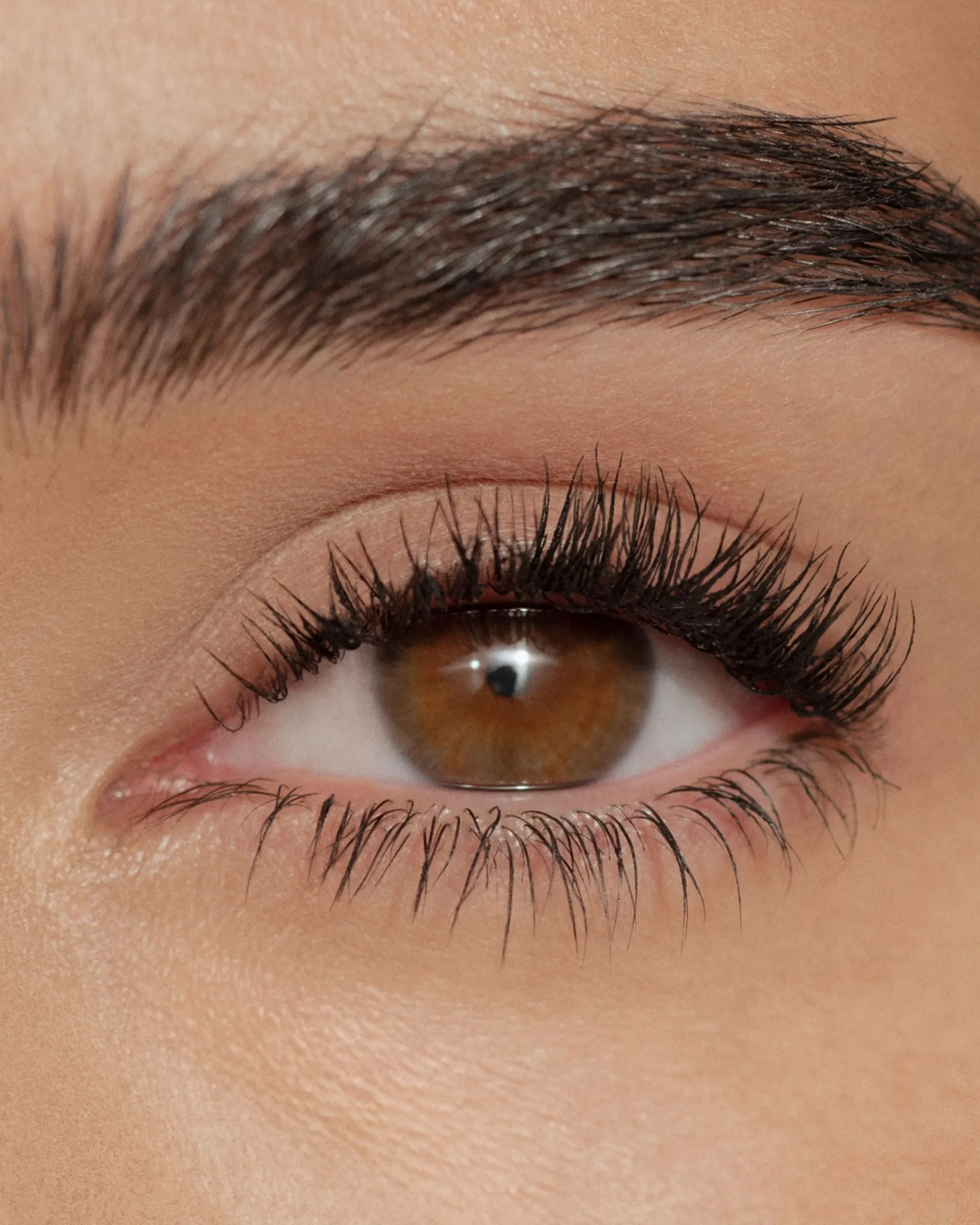 Vast Lash Smudge-Free Volumizing Mascara